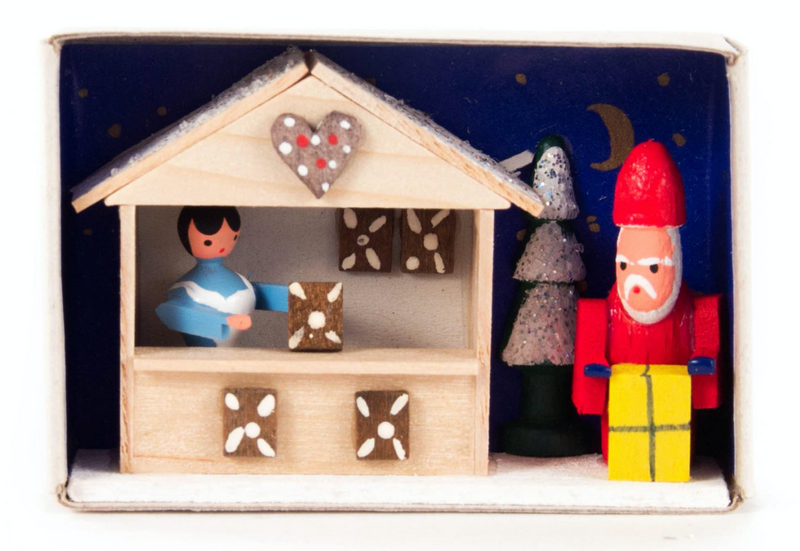 028/051 - Matchbox Scene: Christmas Market