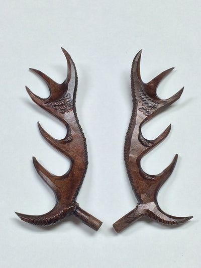 AA06WS - Deluxe Wooden Antlers 6.5"